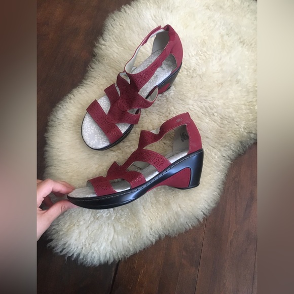 JBU By JAMBU - NEW Pink Memory Foam Heeled Sandals 8.5 - Picture 3 of 17